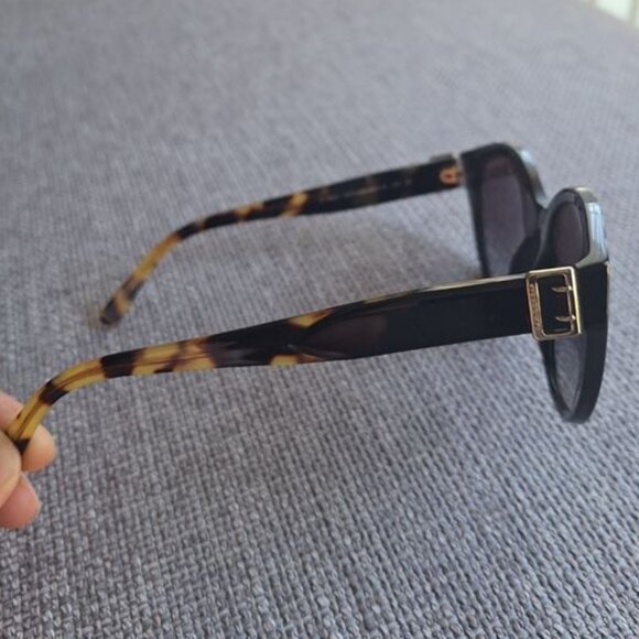 Burberry  Black  Havana Sunglasses - Picture 4 of 6